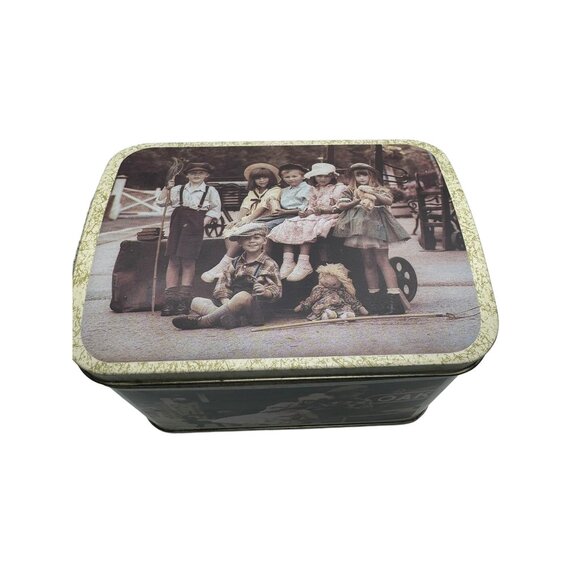 Vintage Button Collection In Charming Tin - Picture 7 of 9